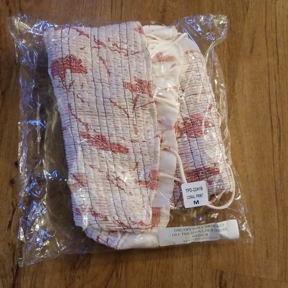 Dreamy Doll smocked off the shoulder dress - Picture 4 of 4